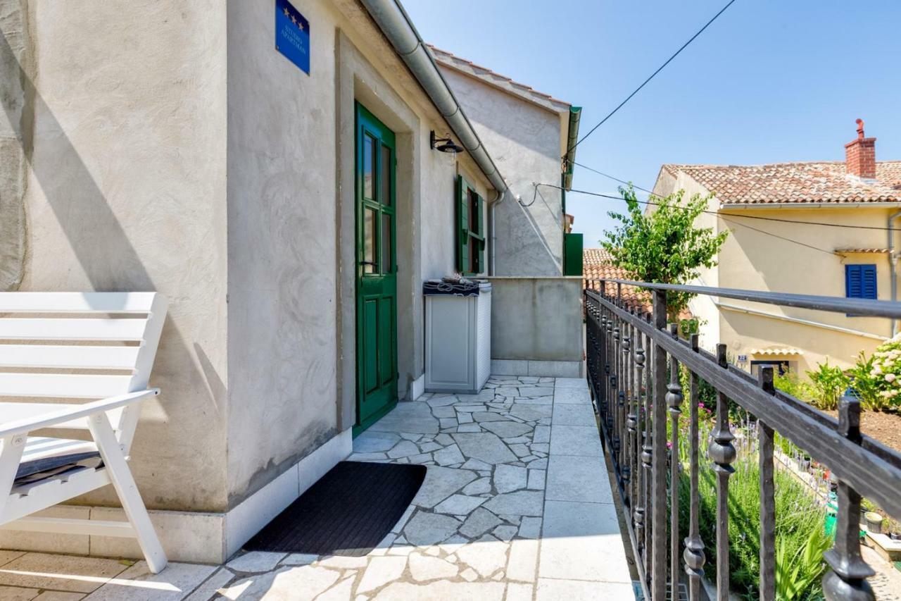 Apartments Nautica, Mali Lošinj Kültér fotó